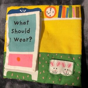 What should I wear? Cloth book
